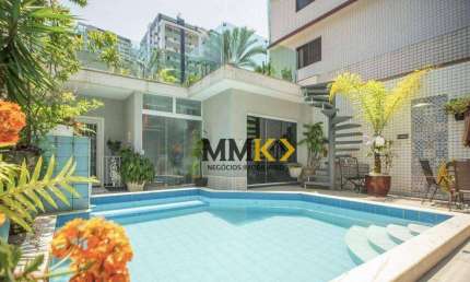 CASA 3 SUÍTES E 3 VAGAS IMPECÁVEL, UMA QUADRA DA PRAIA COM PISCINA NO BAIRRO DA APARECIDA