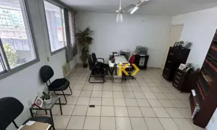 Sala comercial com 3 salas à venda no Gonzaga, Santos 