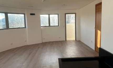 Sala comercial à venda no Marapé, Santos 