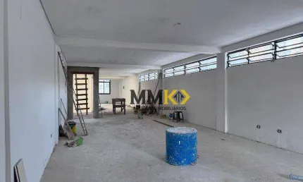 Galpão comercial com 140m na ponta da praia há poucos passos da praia