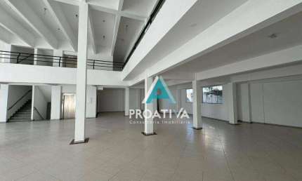 Salão para alugar, 1700 m² - Santa Paula - São Caetano do Sul/SP