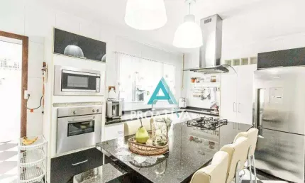 Sobrado com 3 dormitórios à venda, 143 m² por R$ 585.000,00 - Vila Floresta - Santo André/SP