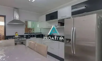 Sobrado com 3 dormitórios à venda, 129 m² por R$ 795.000,00 - Utinga - Santo André/SP
