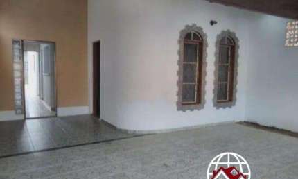 Casa para Venda em Pindamonhangaba, Loteamento Eduardo da Silva Neto, 2 dormitórios, 1 banheiro, 2 vagas