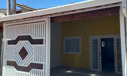 Casa para Venda em Taubaté, Jardim Gurilândia, 2 dormitórios, 1 suíte, 2 banheiros, 2 vagas