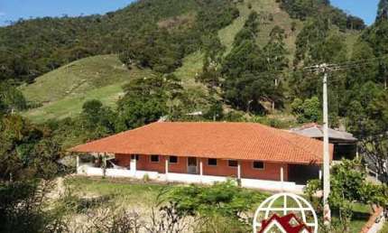 Chácara para Venda em Natividade da Serra, Pinheiro, 4 dormitórios, 4 banheiros, 10 vagas
