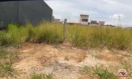 Terreno à venda na Vila Areao, Taubaté 