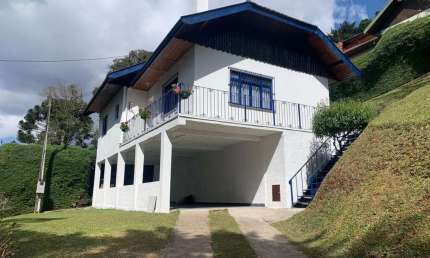 Casa para Venda em Campos do Jordão, Vale Encantado, 2 dormitórios, 1 suíte, 2 banheiros, 2 vagas