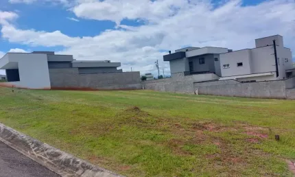 Terreno em Condomínio para Venda em Taubaté, Loteamento Residencial Fazenda Casa Grande