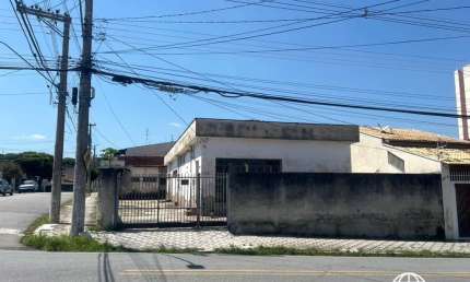 Casa para Venda em Taubaté, Jardim Maria Augusta, 5 dormitórios, 3 banheiros, 8 vagas