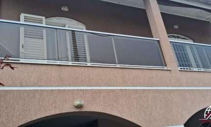 Casa para Venda em Taubaté, Loteamento Residencial Colinas, 3 dormitórios, 2 suítes, 3 banheiros, 4 vagas