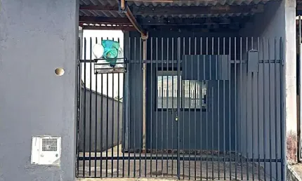 Casa para Venda em Taubaté, Jardim Continental Ii, 2 dormitórios, 1 suíte, 2 banheiros, 2 vagas