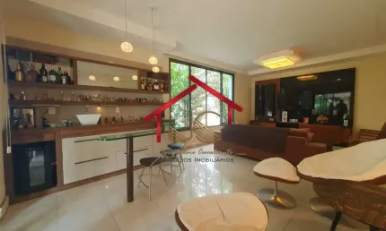 Casa com 3 quartos à venda na Rua Madri, Piratininga, Niterói