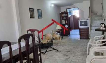 Casa com 2 quartos à venda na Av Henrique Terra (Praia Das Palmeiras), Palmeiras, Cabo Frio
