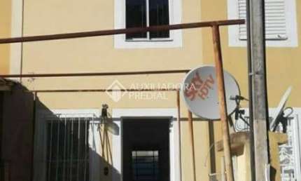 Casa com 2 quartos à venda na Rua Marcírio da Silva Barbosa, 130, Vila Operária, Porto Alegre, 86 m2 por R$ 250.000