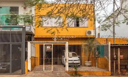 Casa com 3 quartos à venda na Rua Arabutan, 647, Navegantes, Porto Alegre, 240 m2 por R$ 950.000