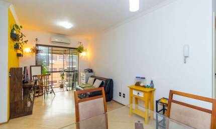 Apartamento com 3 quartos à venda na Avenida Ipiranga, 7563, Jardim Botânico, Porto Alegre, 77 m2 por R$ 400.000