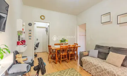 Apartamento com 2 quartos à venda na Rua Coronel Fernando Machado, 204, Centro Histórico, Porto Alegre, 57 m2 por R$ 330.000
