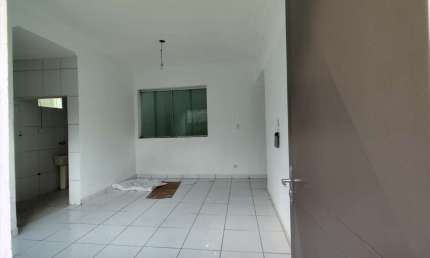 Casa em ótimo estado próximo da Av Engenheiro Caetano Álvares!