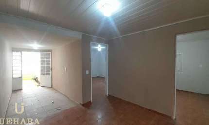Casa térrea na R Waldemar Martins de 2 dormitórios para locação!!