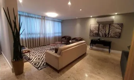 Apartamento espetacular a venda em Santos quadra da praia