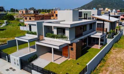Casa com 3 quartos à venda na Rodovia Doutor Antônio Luiz Moura Gonzaga, 3506, Rio Tavares, Florianópolis
