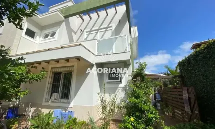 Casa com 3 dormitórios à venda, 260 m² por R$ 6.200.000,00 - Lagoa da Conceição - Florianópolis/SC