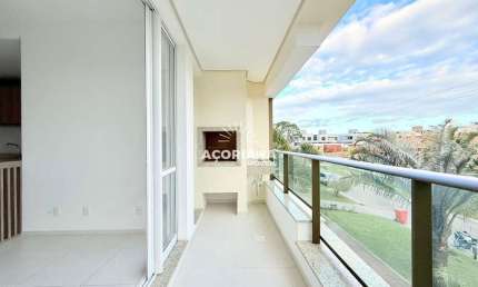 Apartamento com 3 quartos para alugar na Rua Silvio Lopes Araújo, 534, Rio Tavares, Florianópolis