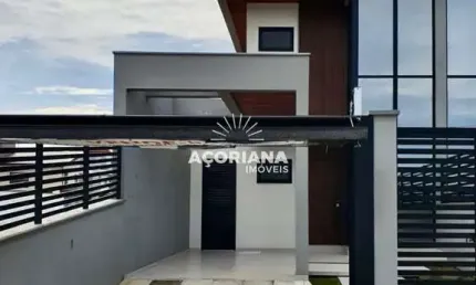 Casa com 3 quartos à venda na rua jardim dos eucaliptos, 1266, campeche, florianópolis por r$ 1.990.000