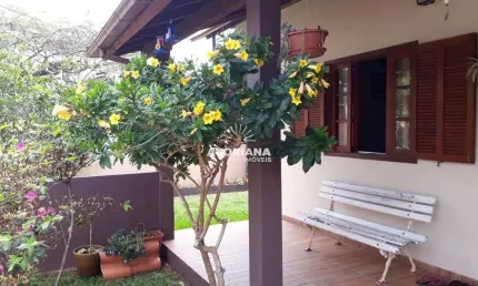 Casa com 4 dormitórios à venda, 225 m² por R$ 2.049.000,00 - Rio Tavares - Florianópolis/SC