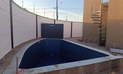 Casa / Sobrado para Venda em Itanhaém / SP no bairro Jardim Jamaica