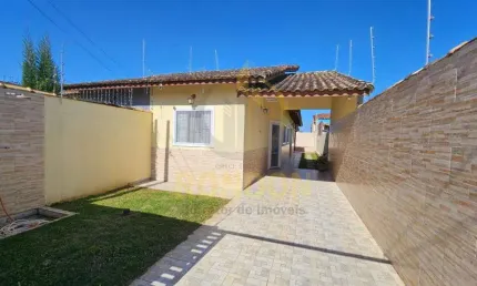 Casa 2 dormitórios para Venda em Itanhaém / SP no bairro Jardim Guacyra