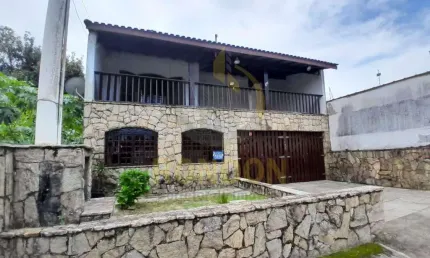 Casa / Sobrado para Venda em Itanhaém / SP no bairro Tupy
