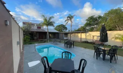 Casa 4 dormitórios ou + para Venda em Itanhaém / SP no bairro Umuarama