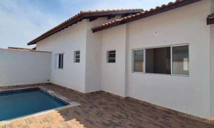 Casa 3 dormitórios para Venda em Itanhaém / SP no bairro Tupy