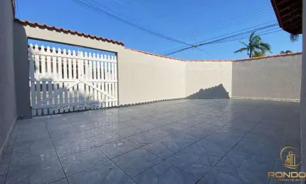 Casa 2 dormitórios para Venda em Itanhaém / SP no bairro Campos Elíseos