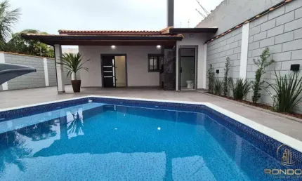 Casa 3 dormitórios para Venda em Itanhaém / SP no bairro Campos Elíseos