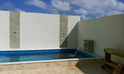 Casa com 2 dormitórios, sendo 1 suíte no Grandesp em Itanhaém / SP