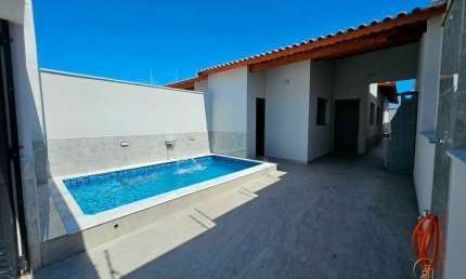 Casa com 3 dormitórios sendo 1 suíte, Bopiranga, Itanhaém / SP