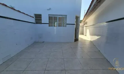 Casa com 2 dormitórios, sendo 1 suíte no Savoy em Itanhaém / SP