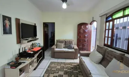 Casa com 2 dormitórios, no Nova Itanhaém em Itanhaém, SP.