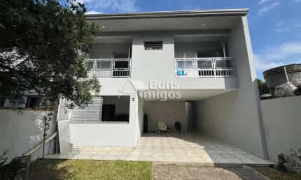 Casa com 4 quartos à venda na Rua Evaristo da Veiga, 1081, Boqueirão, Curitiba por R$ 750.000