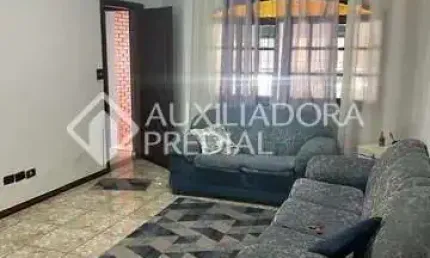 Casa com 3 quartos à venda na José Tavares Bastos, 82, Ferrazópolis, São Bernardo do Campo, 185 m2 por R$ 470.000