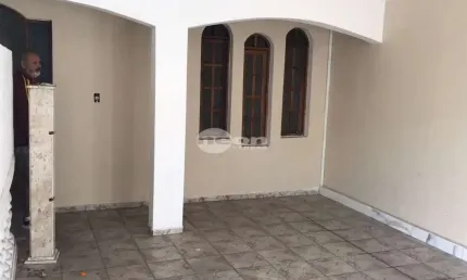 Casa com 3 quartos à venda na Rua Amácio Mazzaropi, 195, Nova Petrópolis, São Bernardo do Campo, 199 m2 por R$ 585.000