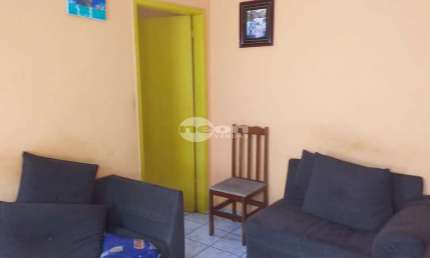 Casa com 2 quartos à venda na Rua România, 186, Taboão, Diadema, 110 m2 por R$ 457.000