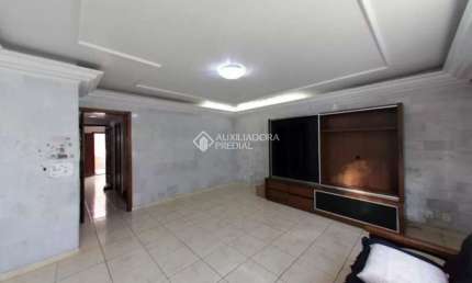 Casa com 4 quartos à venda na Rua Brasil, 298, Rudge Ramos, São Bernardo do Campo, 300 m2 por R$ 850.000