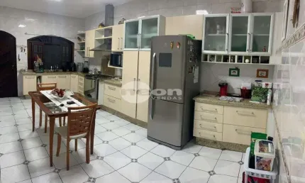 Casa com 3 quartos à venda na Rua Taguá, 266, Parque João Ramalho, Santo André, 125 m2 por R$ 900.000