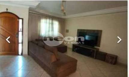 Casa em condomínio fechado com 3 quartos à venda na Rua Nuporanga, 57, Bangú, Santo André, 204 m2 por R$ 850.000
