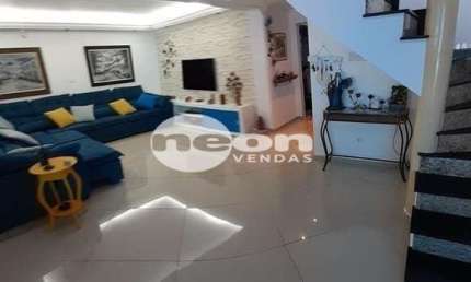 Casa em condomínio fechado com 4 quartos à venda na Rua Basiléia, 1023, Parque Novo Oratório, Santo André, 300 m2 por R$ 852.000