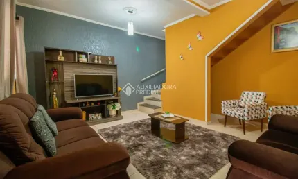 Casa com 2 quartos à venda na Grécia, 60, Taboão, Diadema, 125 m2 por R$ 426.000